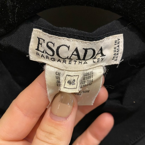 Authentic vintage Escada! - Picture 4 of 4